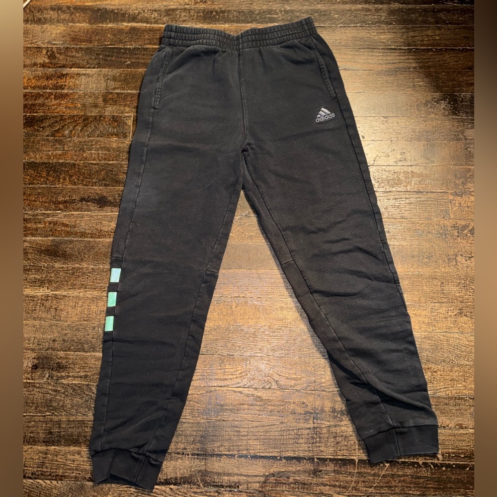 Adidas black sweatpants Youth XL (18/20)
